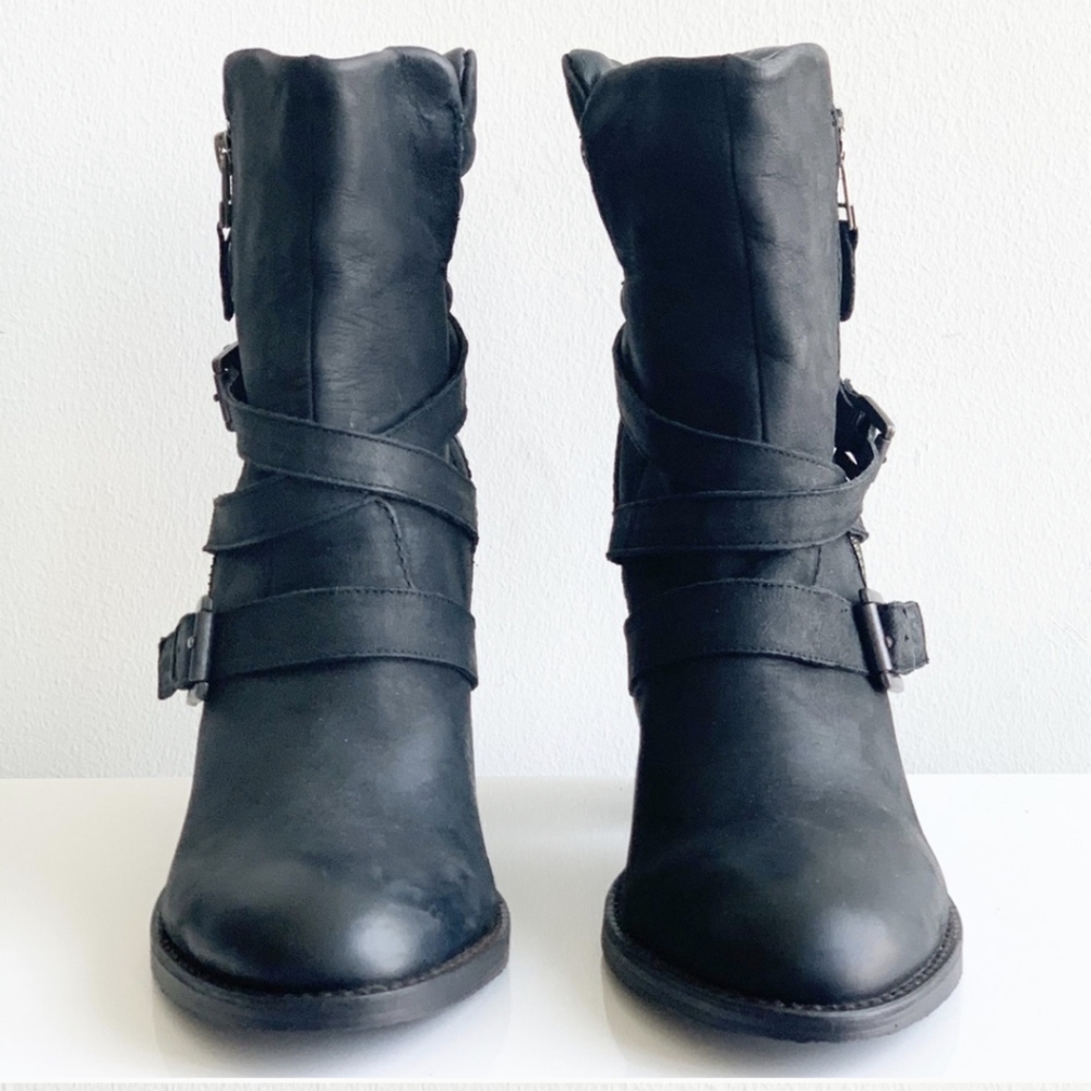 NWOT Raleigh Leather Boots Steve Madden SZ: 10